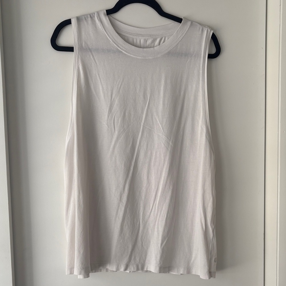 Women’s Lululemon Muscle Tank